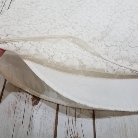 Liz Clairborne Sleeveless White Tank - Picture 7 of 12